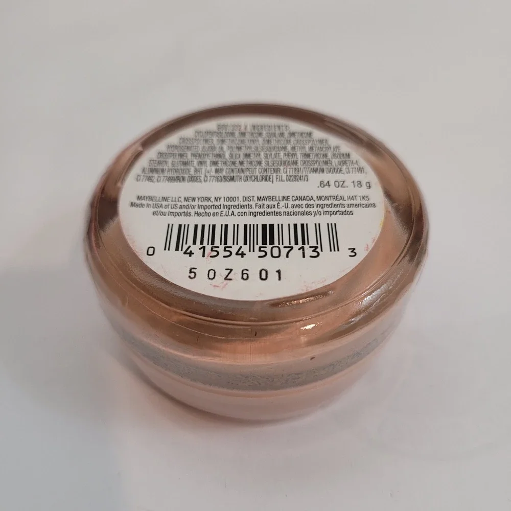 Maybelline Dream Matte Mousse Foundation Creamy Natural Light 5 .64oz New Sealed
